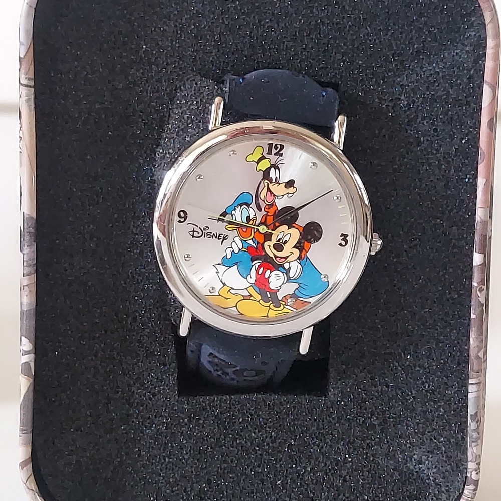 Vintage Disney Watch Mickey And Goofy